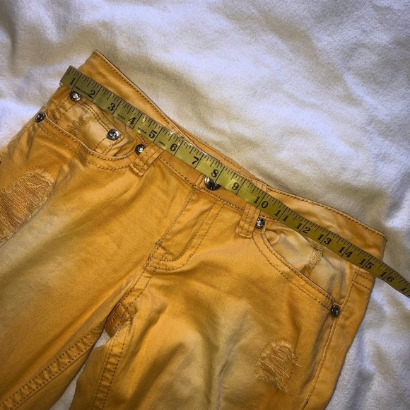 Antique Rivet Yellow Distressed Skinny Jeans- 9 (29) - Picture 8 of 9